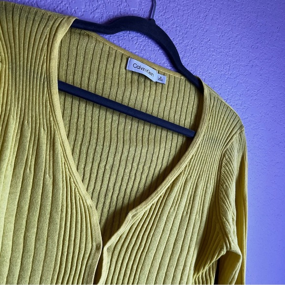 Calvin Klein cropped cardigan - Picture 4 of 6